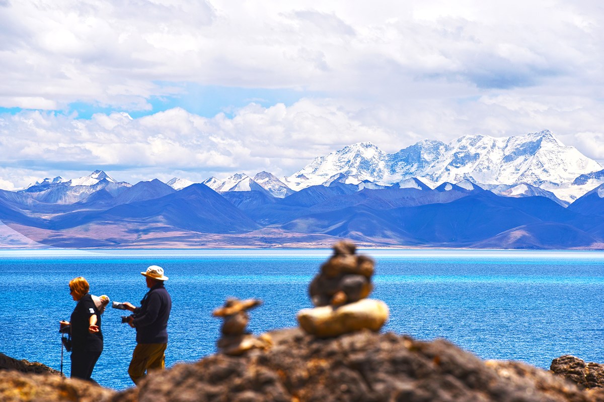 Nam Tso Lake with Nianqingtanggula | Foto de Liu Bin