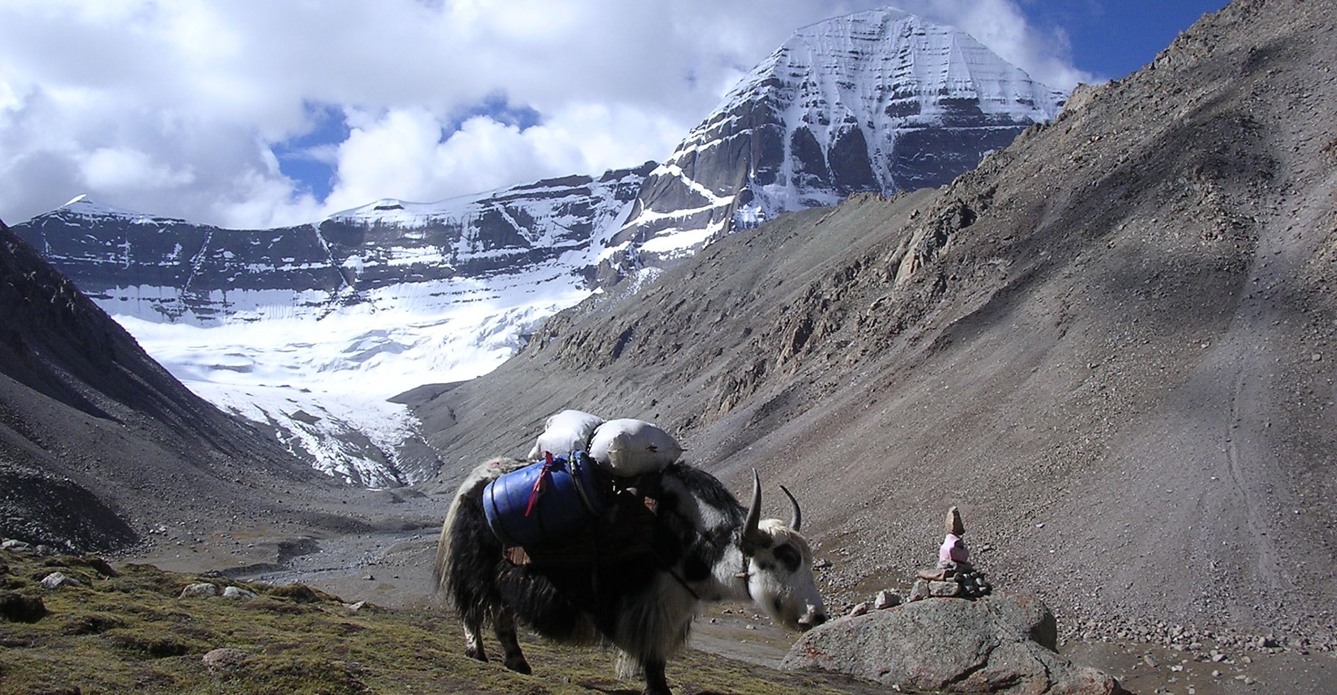 Viaje por tierra del Tíbet a Nepal con trekking alrededor del Kailash