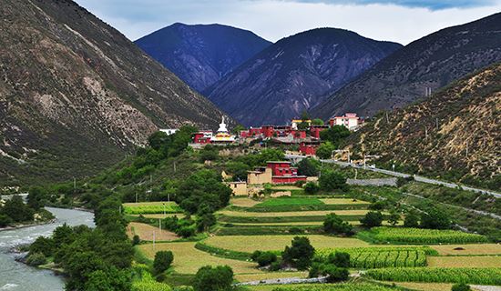 Viaje por Tierra de Sichuan al Tíbet por la autopista G318