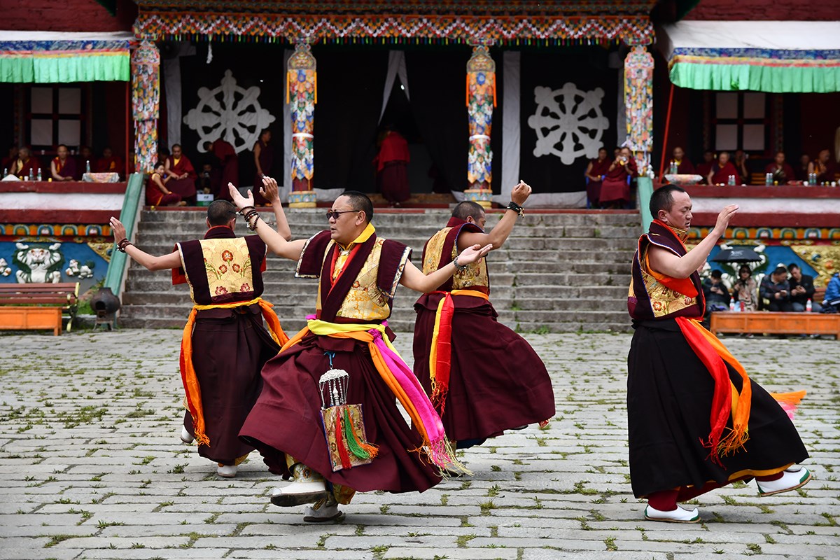 Mask Dance Festival in Tagong Monastery | Foto de Liu Bin