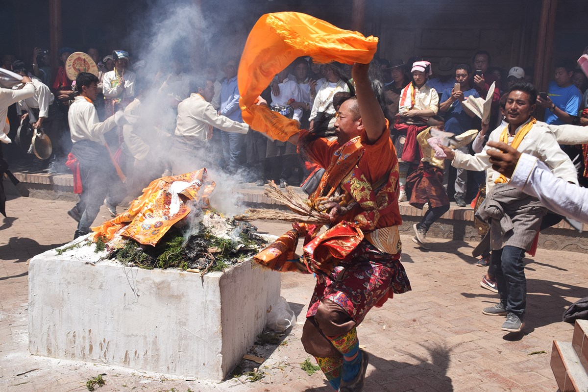  Shaman Festival in Tongren | Foto de Prof. Hans Först