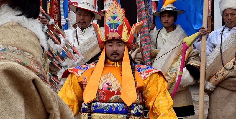 Jewelry Show in Xicang Monastery