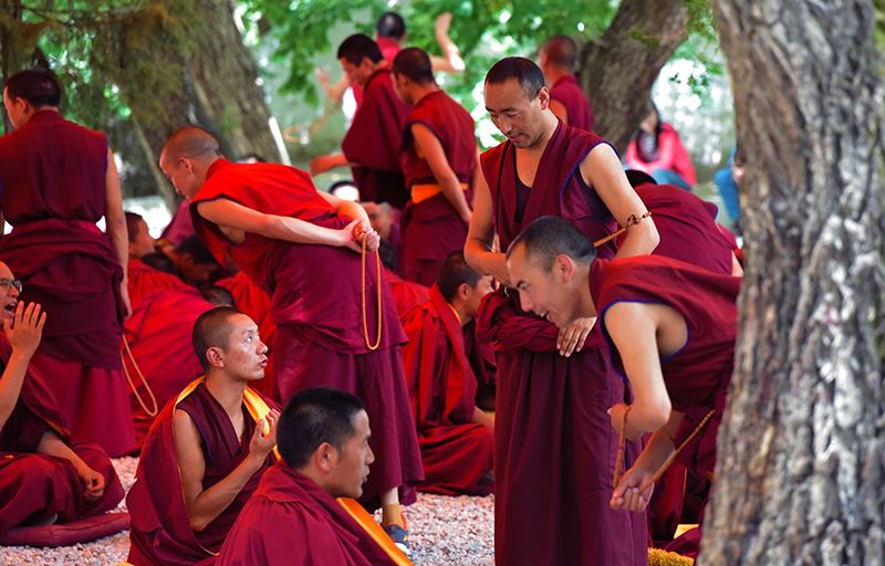 Debate in Sera Monastery