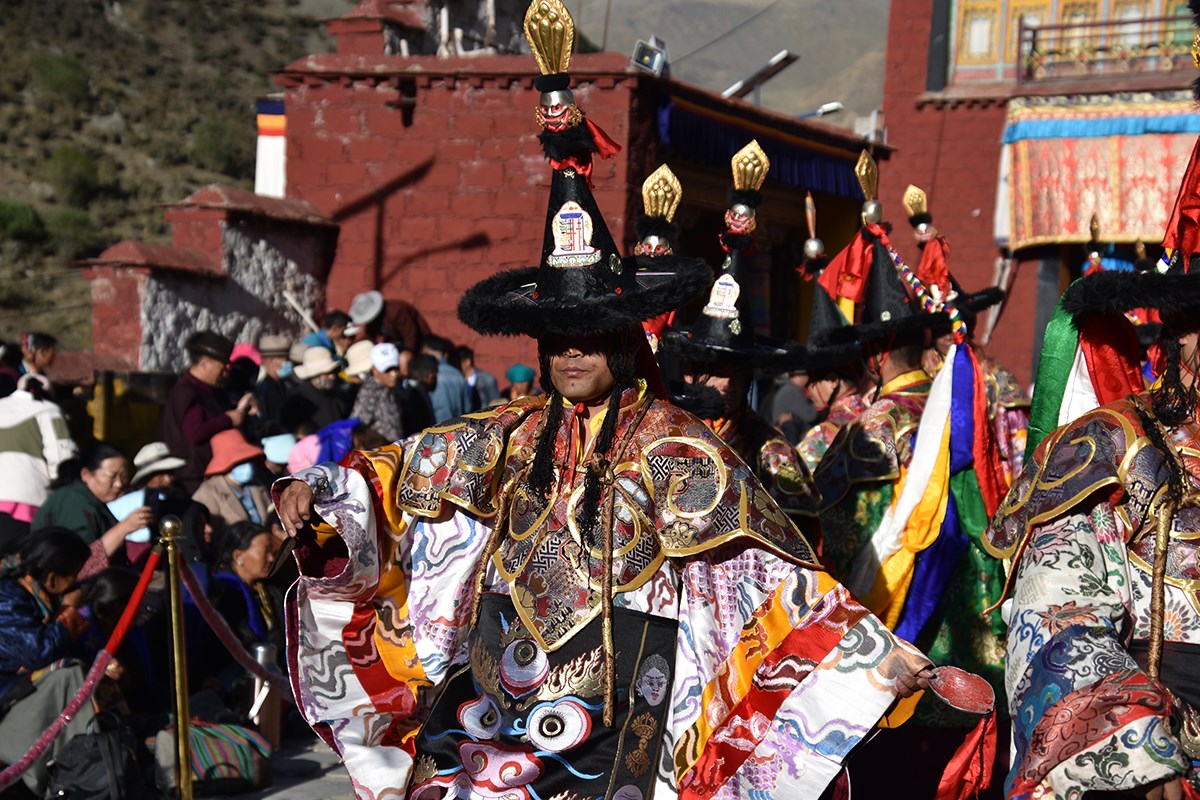 Mask Dance Festival during Great Prayer in Summer | Foto de Yang Zeru