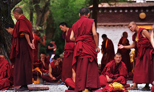 Debate in Sera Monastery