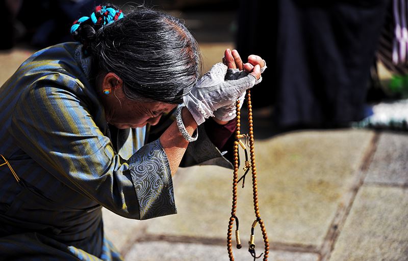 Pilgrim on Barkhor Street