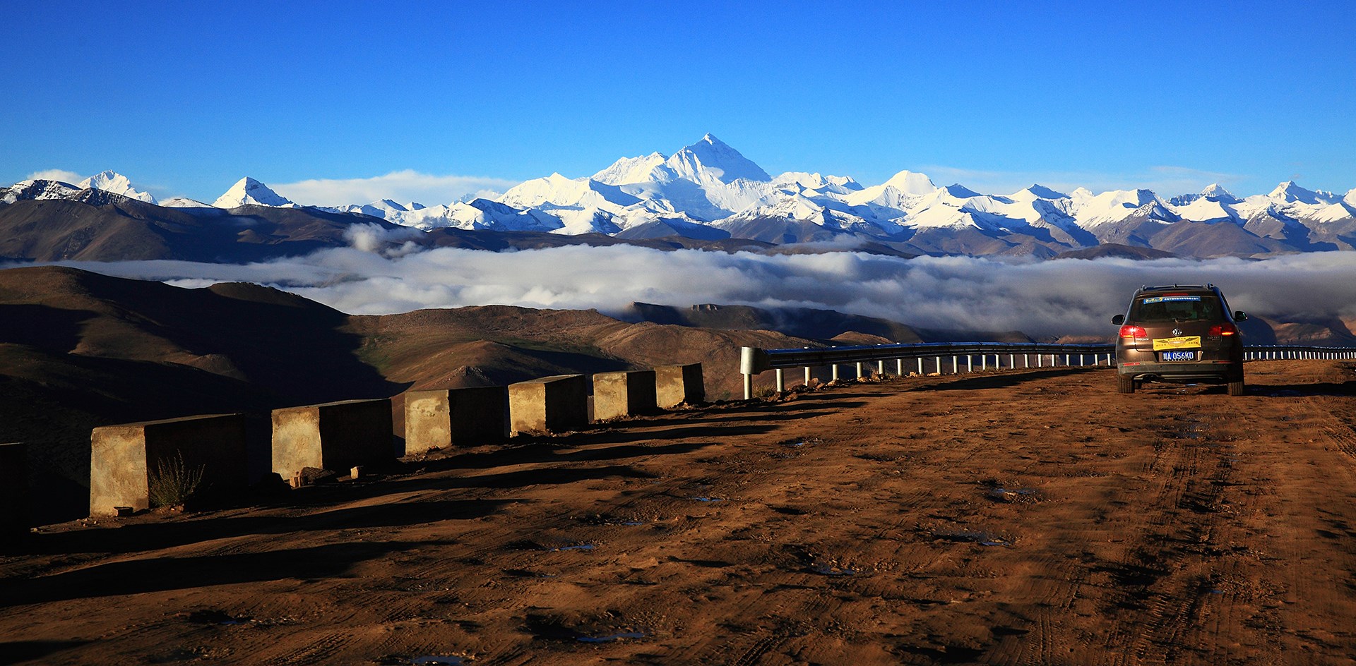 Tibet Rental Car Tour