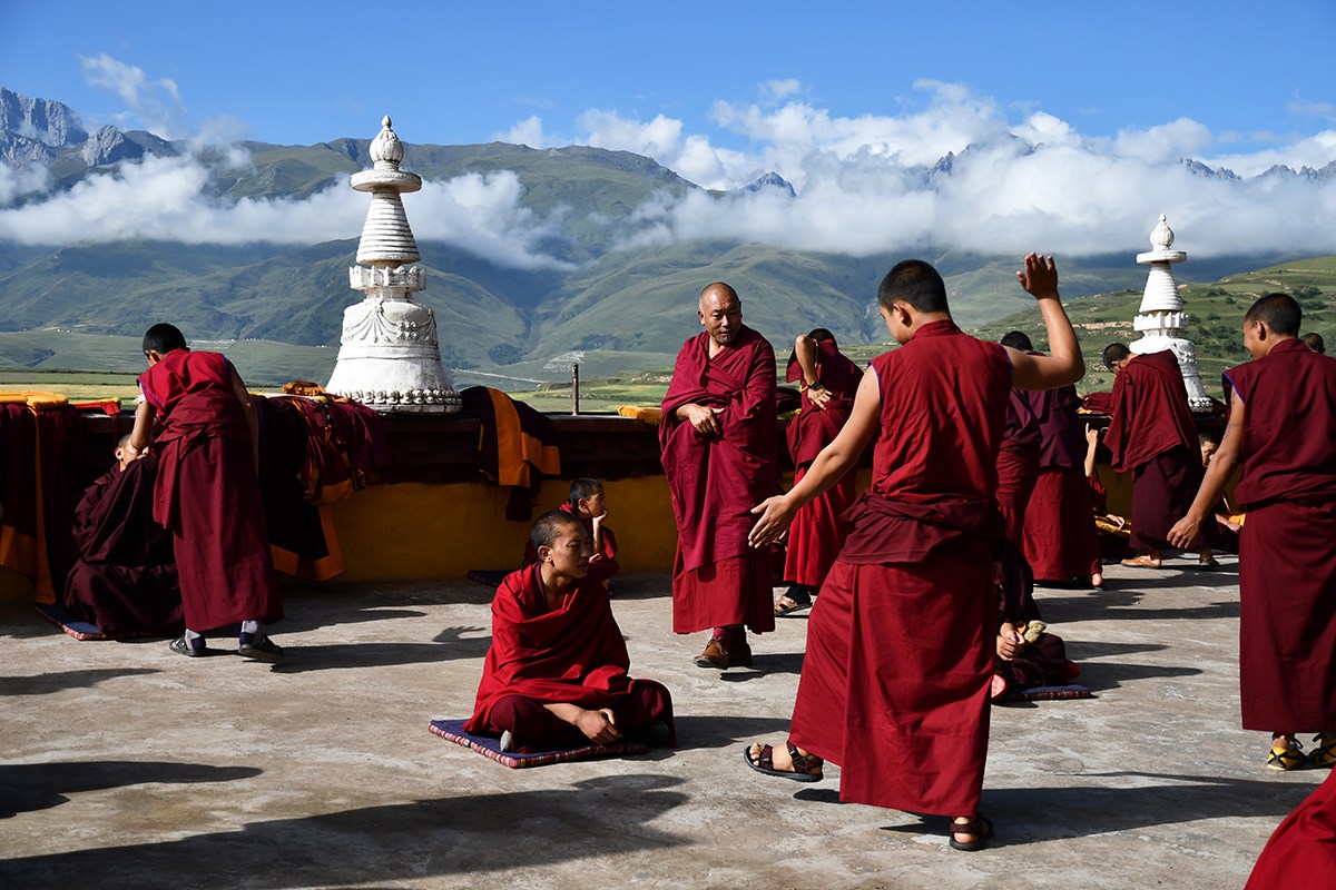 Debate in Ganzi Monastery | Foto de Liu Bin