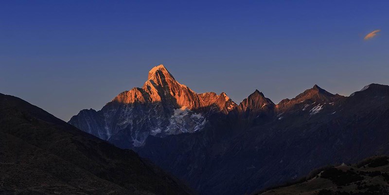 Sunset of Siguniangshan