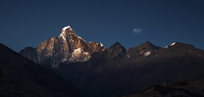 Sunrise of Mt. Siguniang