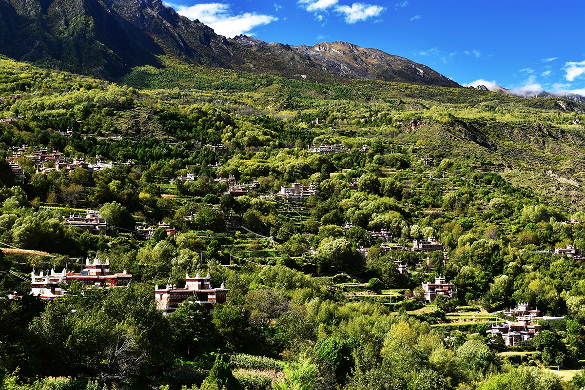 Jiaju Village in Danba | Foto de Liu Bin
