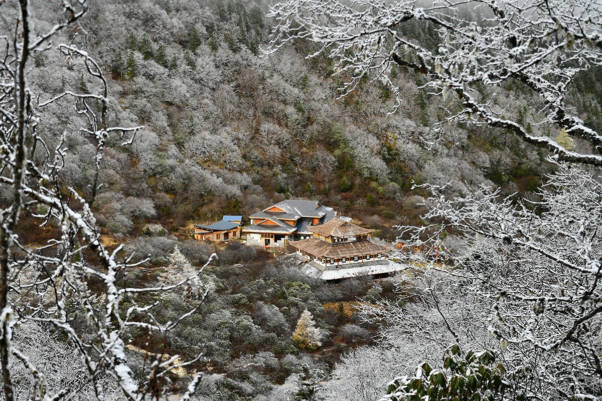Huanglong Temple in Huanglong National Park | Foto de Liu Bin