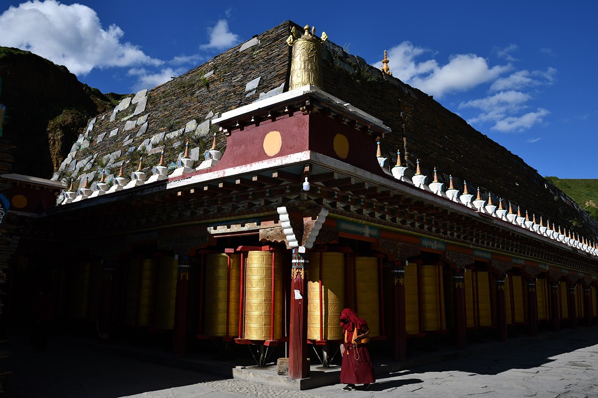 Grand Mani Wall in Tagong | Foto de Liu Bin