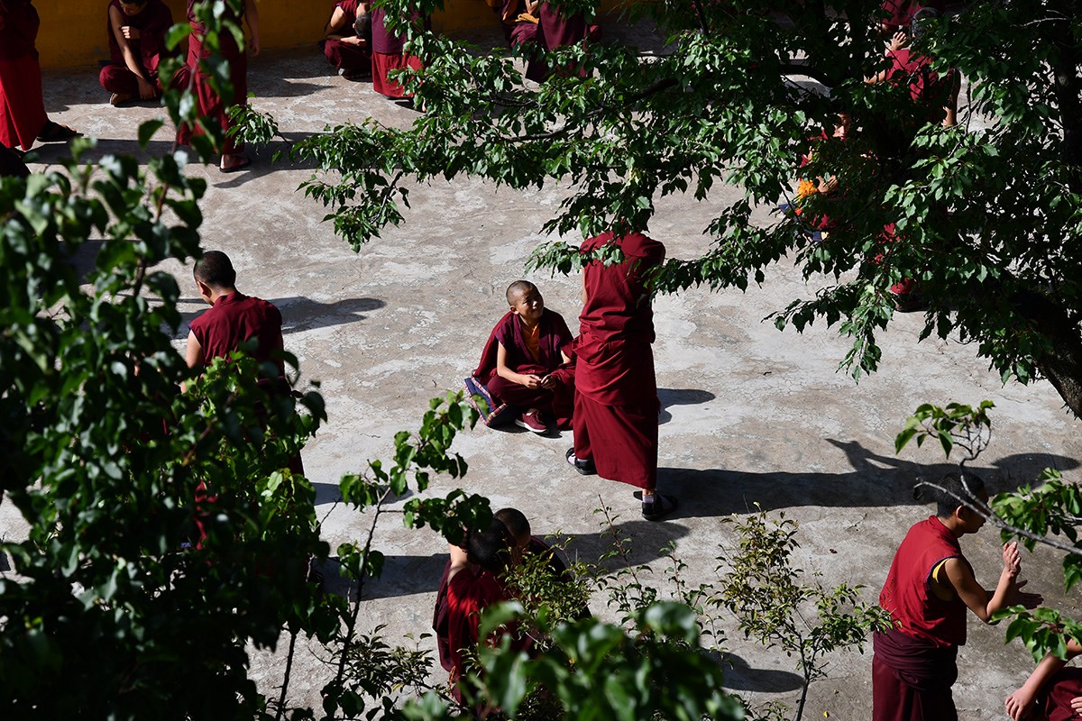 Debate in Ganzi Monastery | Foto de Liu Bin
